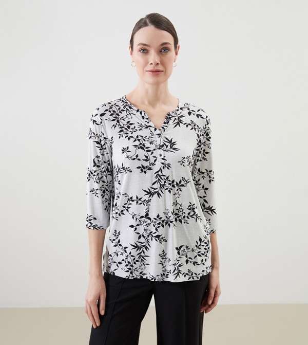 Patterned 3/4 Sleeves Top