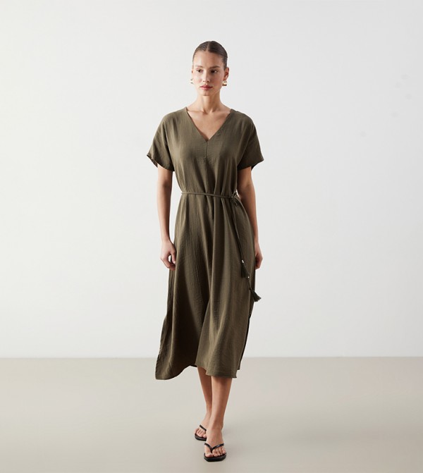 Crinkled Belted Midi Dress