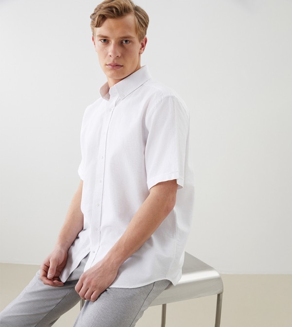 Solid Button-Down Collar Shirt