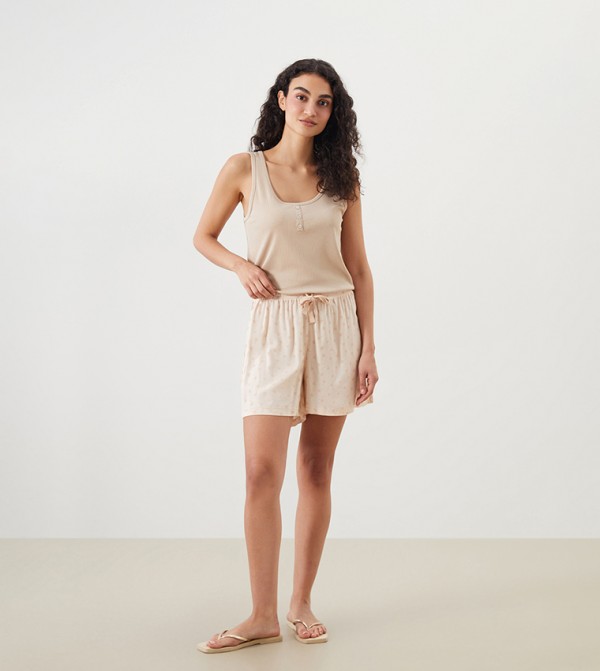 شورت نوم برباط على الخصر