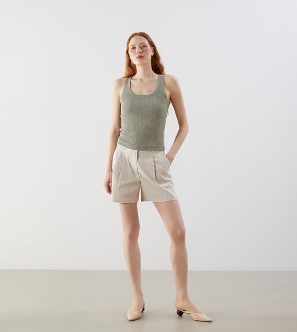 Solid Pleated Woven Shorts