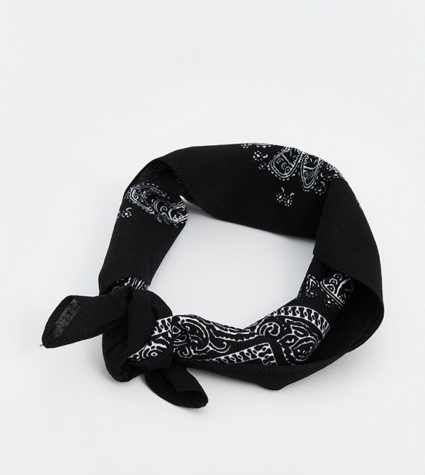 Buy LC Waikiki Paisley Patterned Bandana In Black 6thStreet UAE