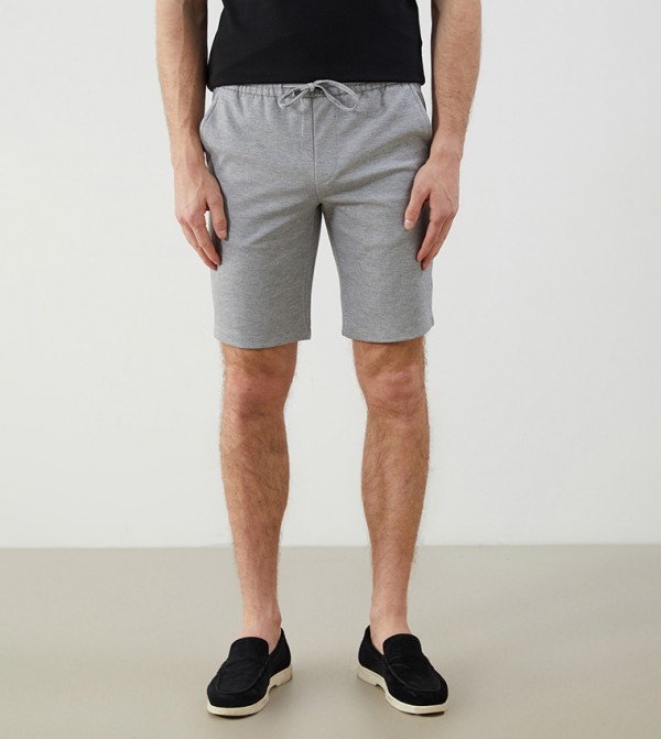 Mid Rise Slim Fit Casual Shorts