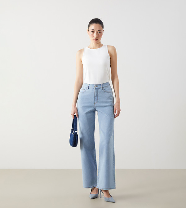Washed Wide Leg Jeans
