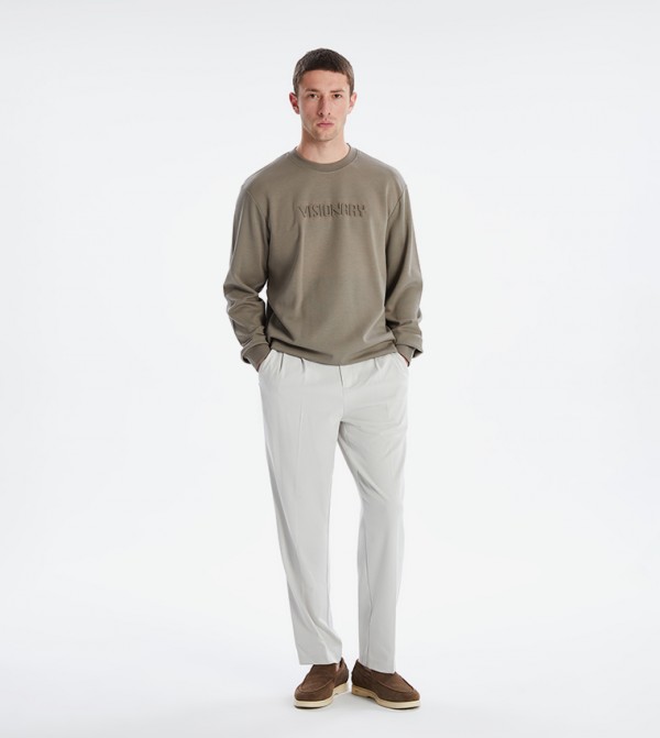 Mid Rise Relaxed Fit Trousers