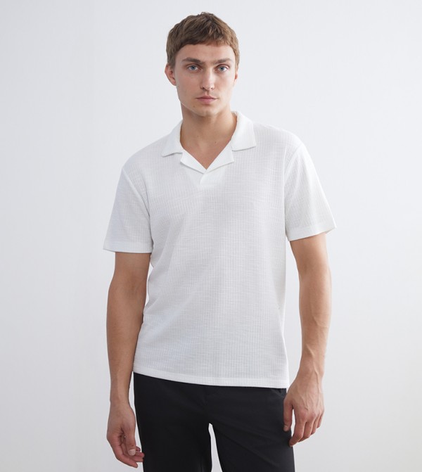 Textured Short Sleeves Polo T-Shirt