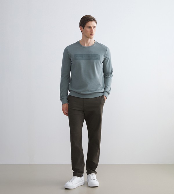 CLASSIC Solid Slim Fit Chino Trousers