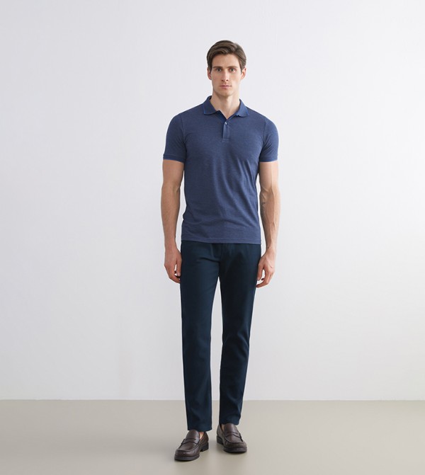 CLASSIC Solid Slim Fit Chino Trousers