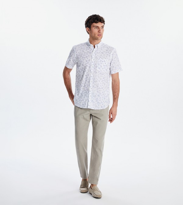 Solid Mid Rise Slim Fit Trousers