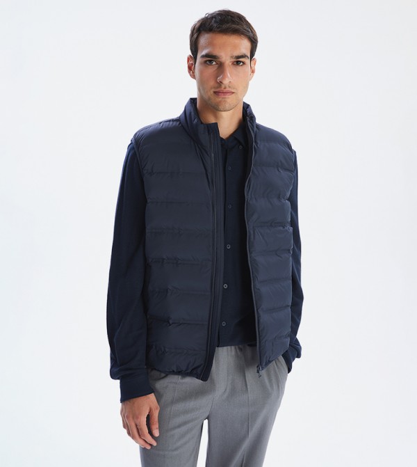 Solid Sleeveless Puffer Gilet