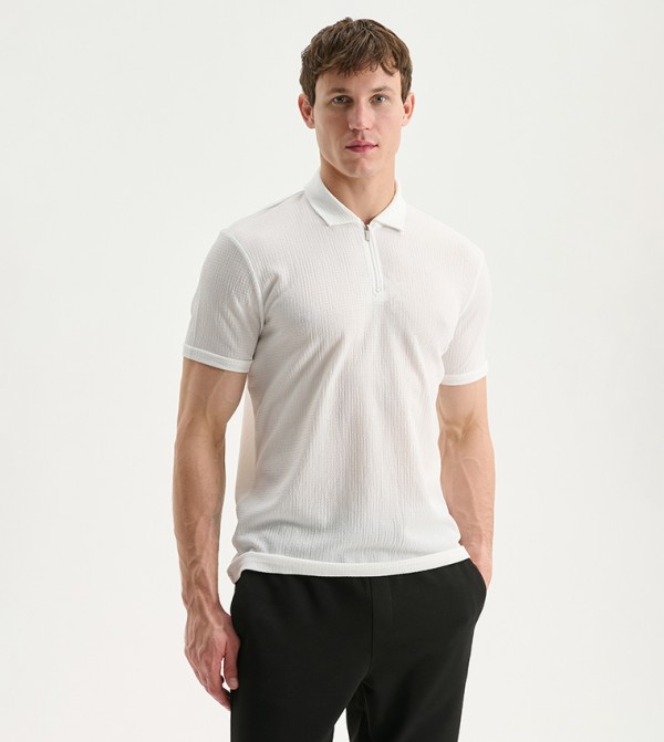 Textured Short Sleeves Polo T-Shirt