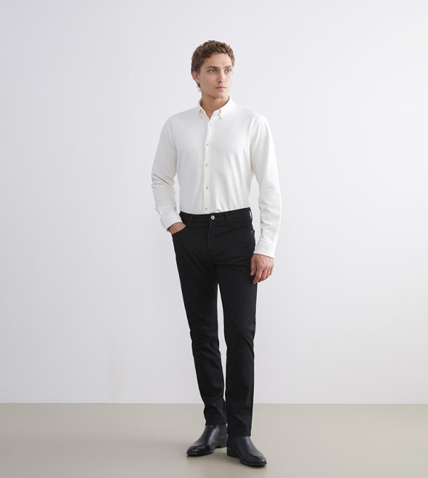 CLASSIC Solid Slim Fit Chino Trousers