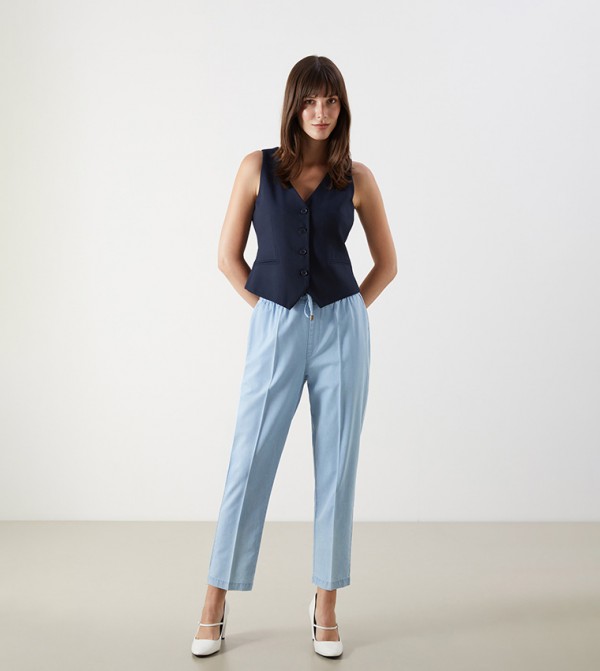 Washed High Waist Carrot Fit Jeans
