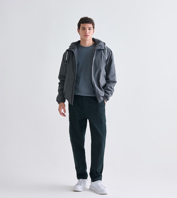 Solid Straight Fit Cargo Pants