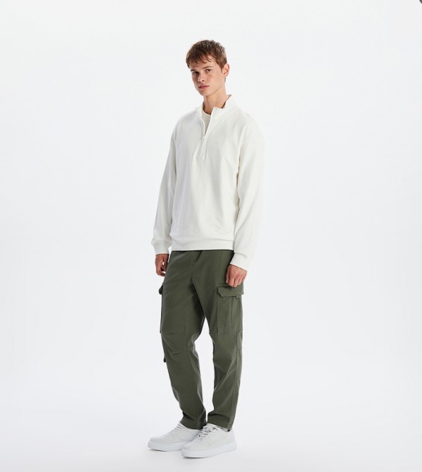 Mid Rise Slim Fit Cargo Trousers
