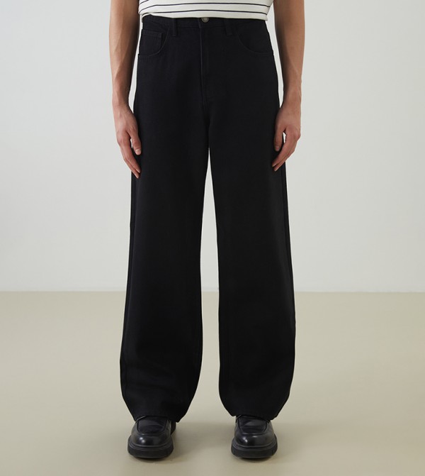 Washed Mid Rise Baggy Fit Jeans