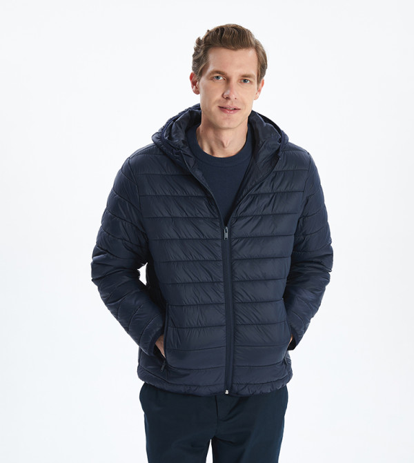 جاكيت بفر بسحاب وهودي 