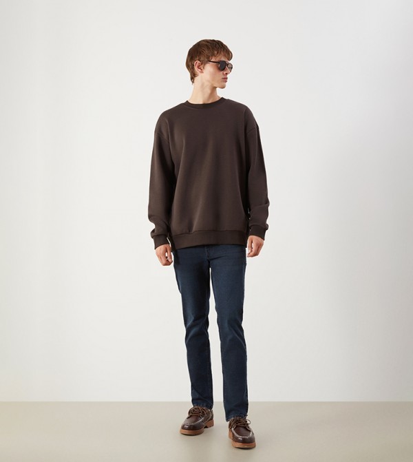 750 Washed Slim Fit Jeans