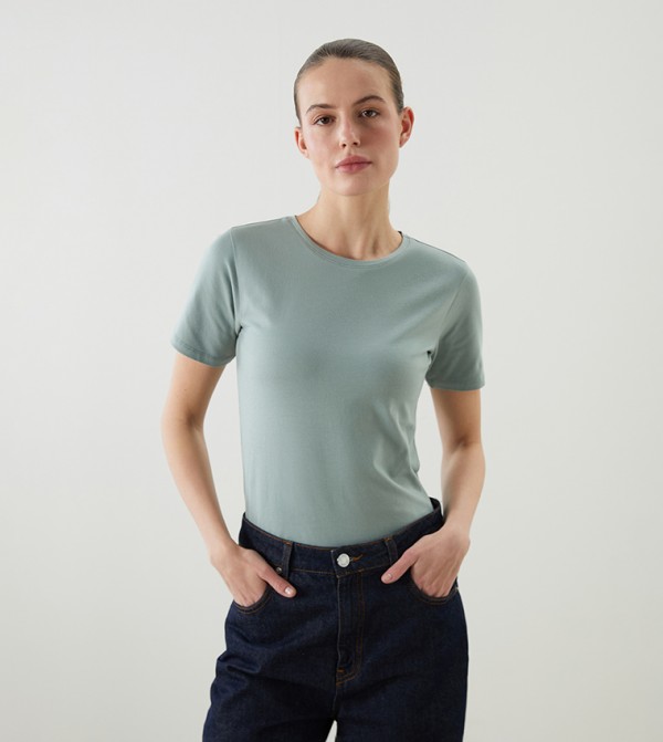 Solid Short Sleeves Casual T-Shirt