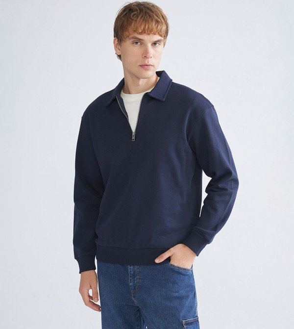 Half Zippered Long Sleeves Sweatshirt