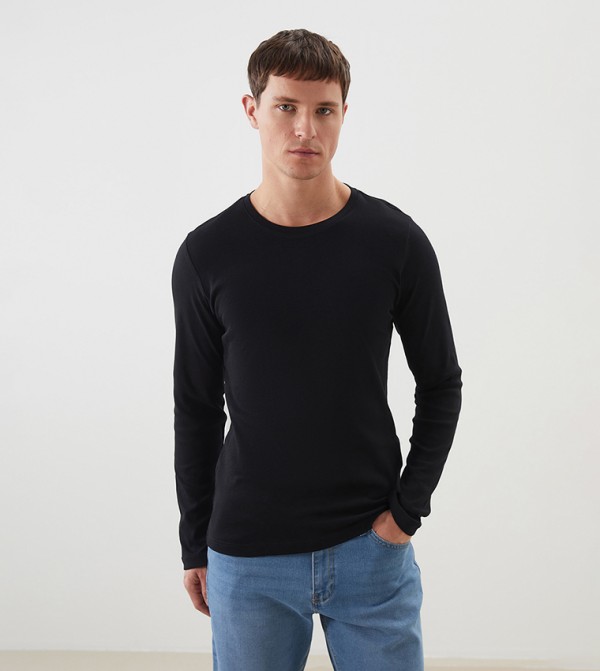 Solid Crew Neck Long Sleeves T-Shirt
