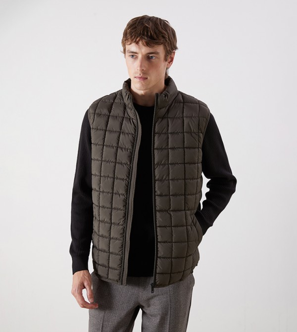 Zippered High Neck Puffer Gilet