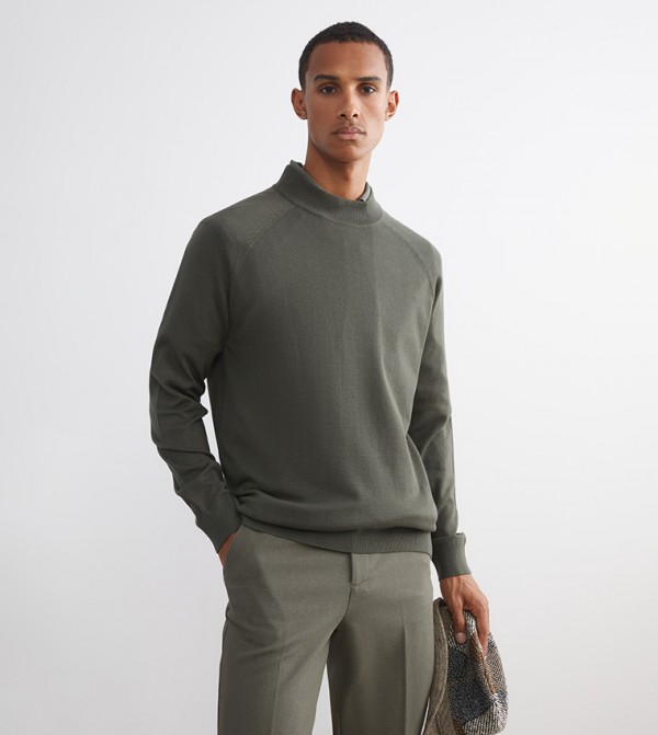 Knitted Mock Neck Sweater
