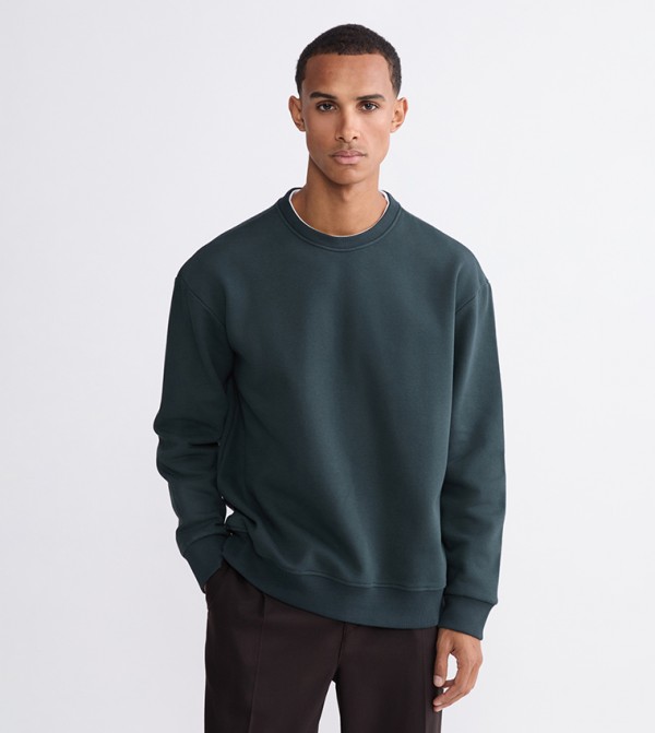 Solid Long Sleeves Sweatshirt