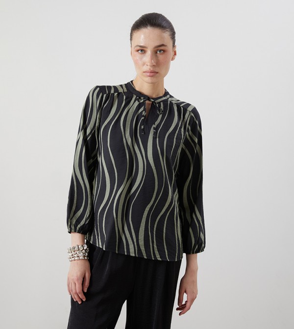 Patterned 3/4 Sleeves Top