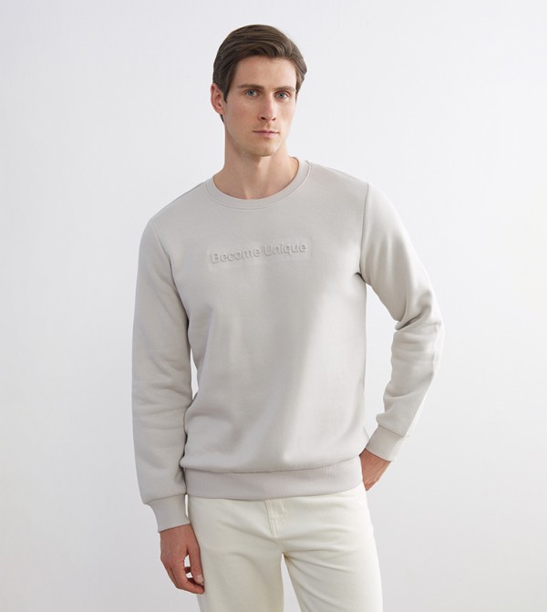 سويتشيرت برقبة مستديرة