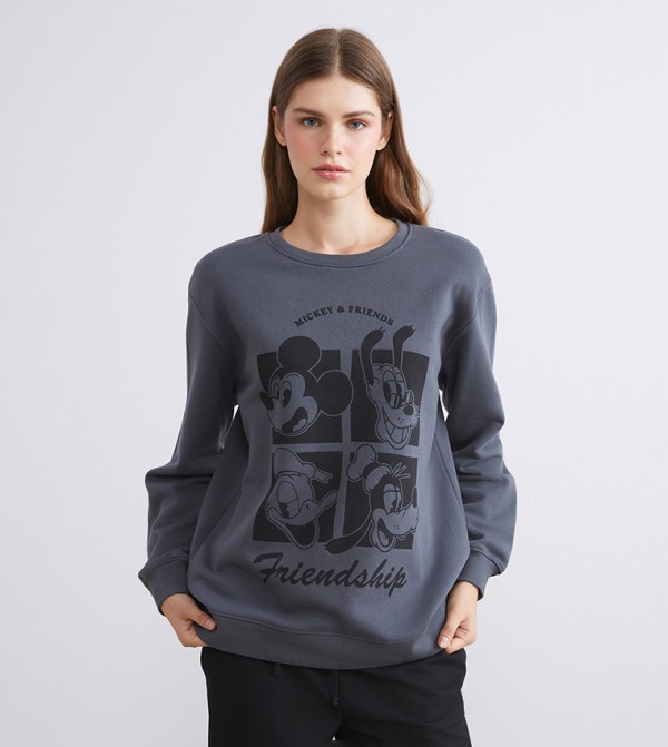 سويتشيرت أوفرسايز بطبعة 