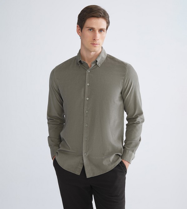 Solid Slim Fit Long Sleeves Velvet Shirt