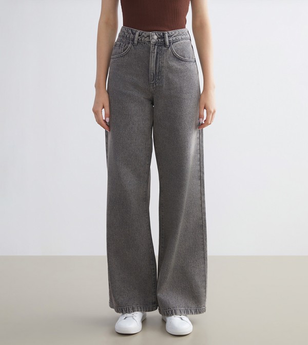 Washed High Waist Relaxed Fit Jeans