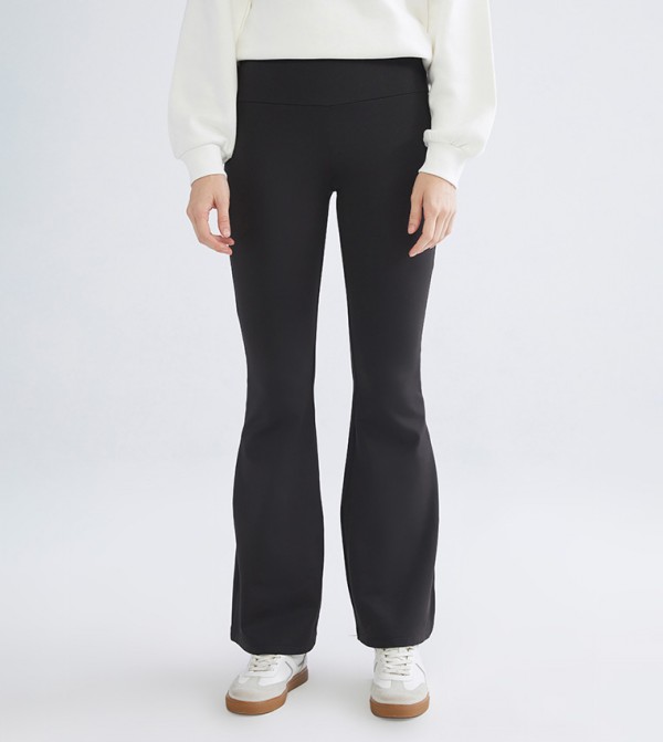 Solid Elastic Waist Flared Leggings