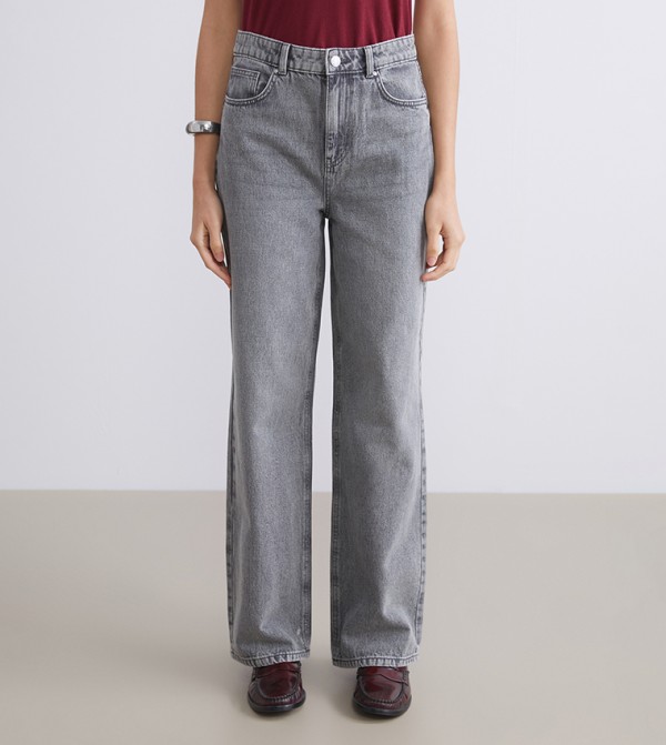 Washed High Waist Straight Fit Jeans