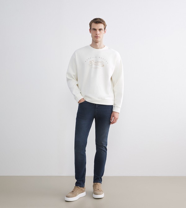 750 Washed Slim Fit Jeans