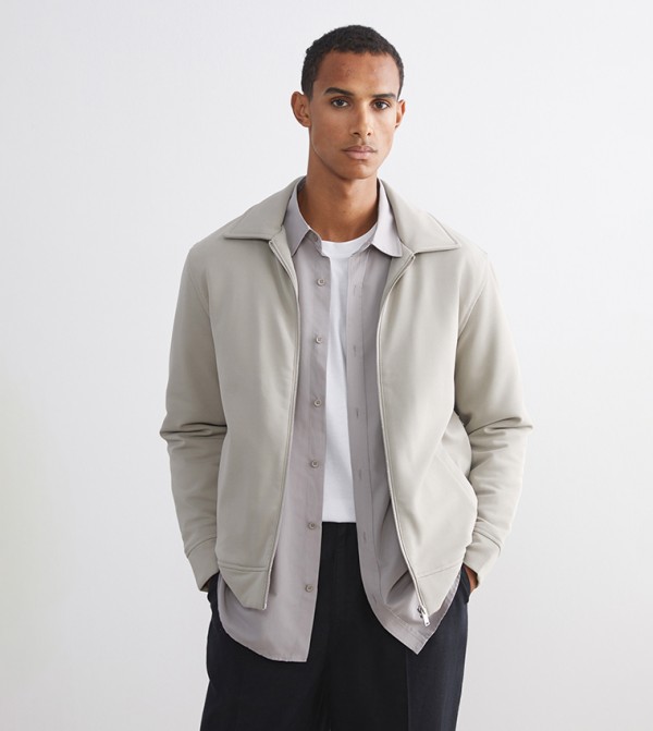 جاكيت سادة كم طويل 