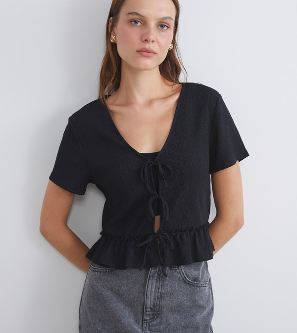 Textured Short Sleeves Crop Top