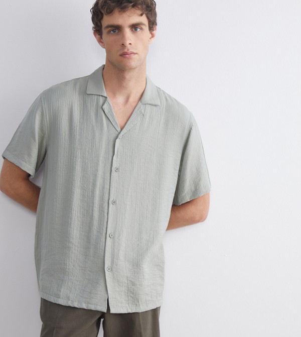 Textured Short Sleeves Casual Shirt