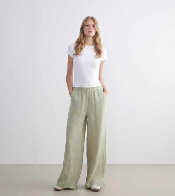 Textured Elastic Waist Wide Leg Trousers