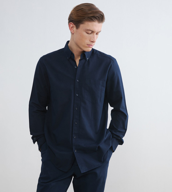 Solid Regular Fit Long Sleeves Oxford Shirt