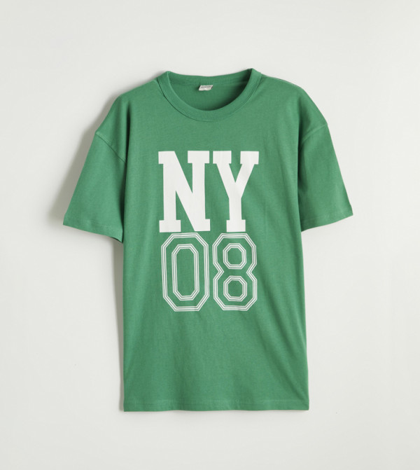 تيشيرت كاجوال بطبعة وكم قصير 