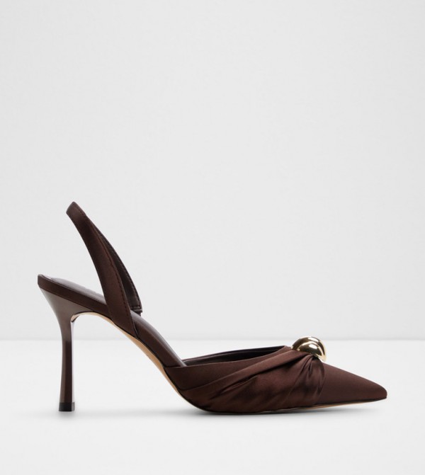 LARSYNN Metal Accent Pointed Toe Pumps