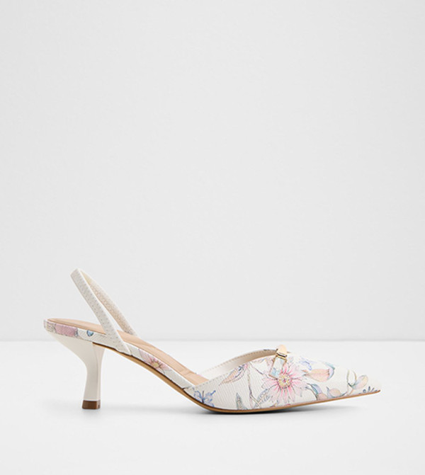 LIANYA Metal Accent Pointed Toe Pumps