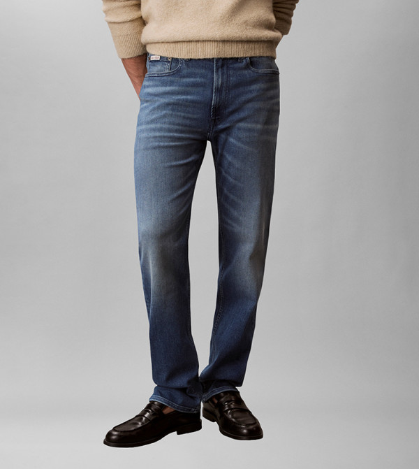 Washed Mid Rise Straight Fit Jeans