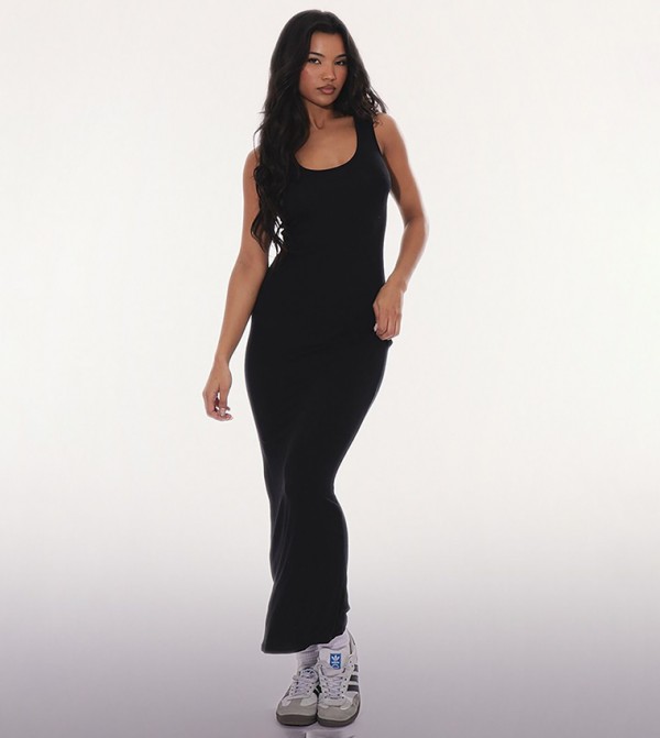 Solid Sleeveless Maxi Dress