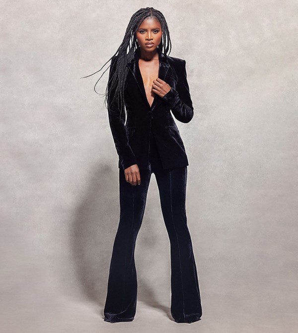 Velvet Lapel Collar Fitted Blazer