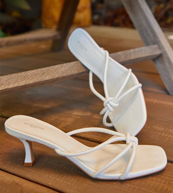 PU Square Toe Knotted Heel Sandals