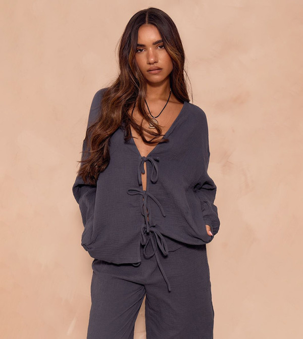 قميص قطن برباط أمامي