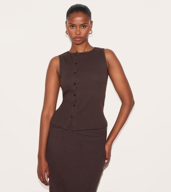 Ribbed Asymmetric Button Detail Crop Top